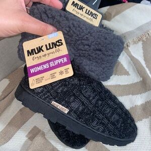 Women’s boot slippers